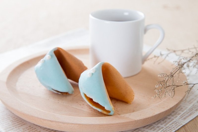 C.Angel [sky blue pink total of 50 fortune cookie] on the table was a small wedding ceremony fortune cookie can be customized to sign the text - Handmade Cookies - Fresh Ingredients 