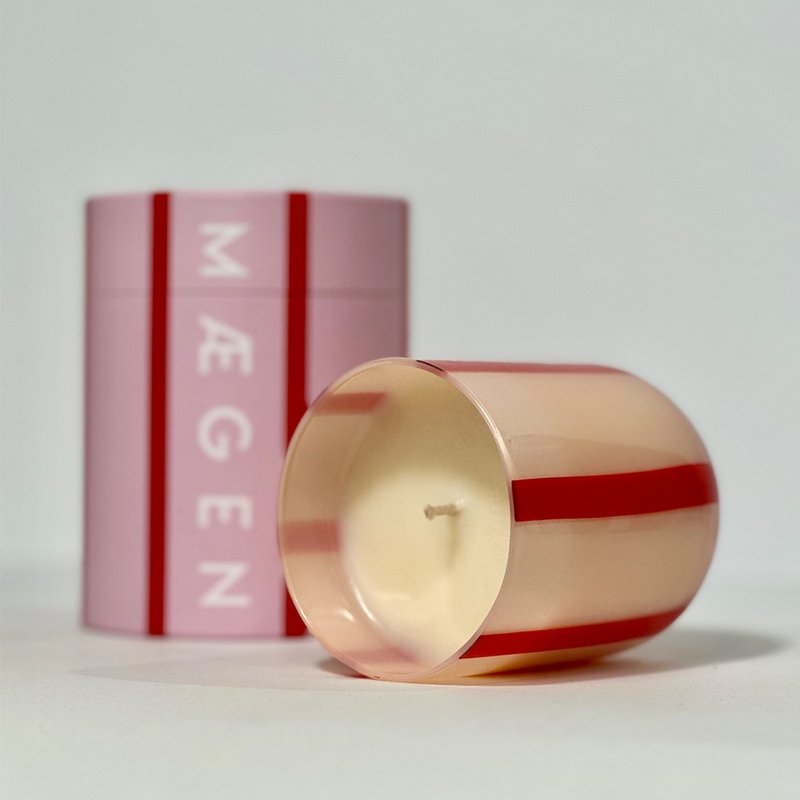 【英國 MÆGEN】Atina 玻璃杯蠟燭-橙花 & 羅勒 /280g - 香氛蠟燭/燭台 - 玻璃 粉紅色