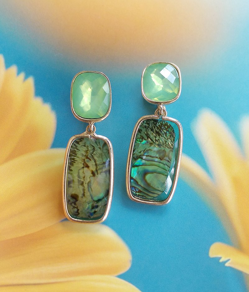 Vintage Jewelry 西洋古董飾品 碧海綠 夾式耳環 - 耳環/耳夾/耳骨夾 - 其他金屬 金色