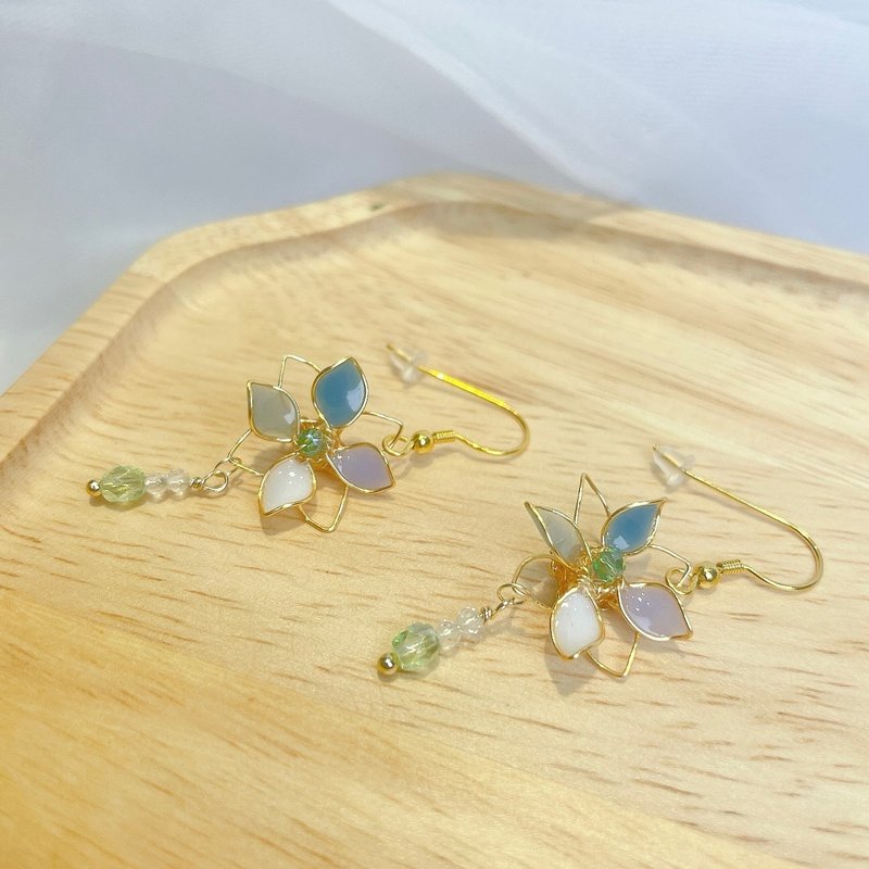 Windmill Teal and green - Earrings & Clip-ons - Resin Green