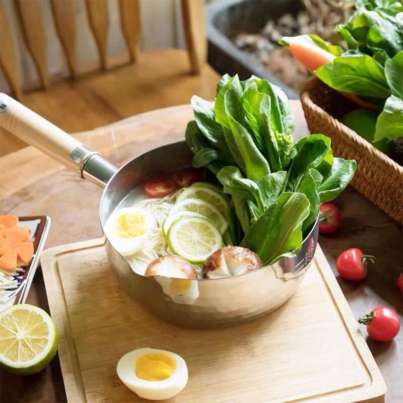 【YOSHIKAWA吉川】槌目紋不鏽鋼雪平鍋18cm(有刻度) IH對應 - 鍋子/烤盤 - 其他金屬 銀色