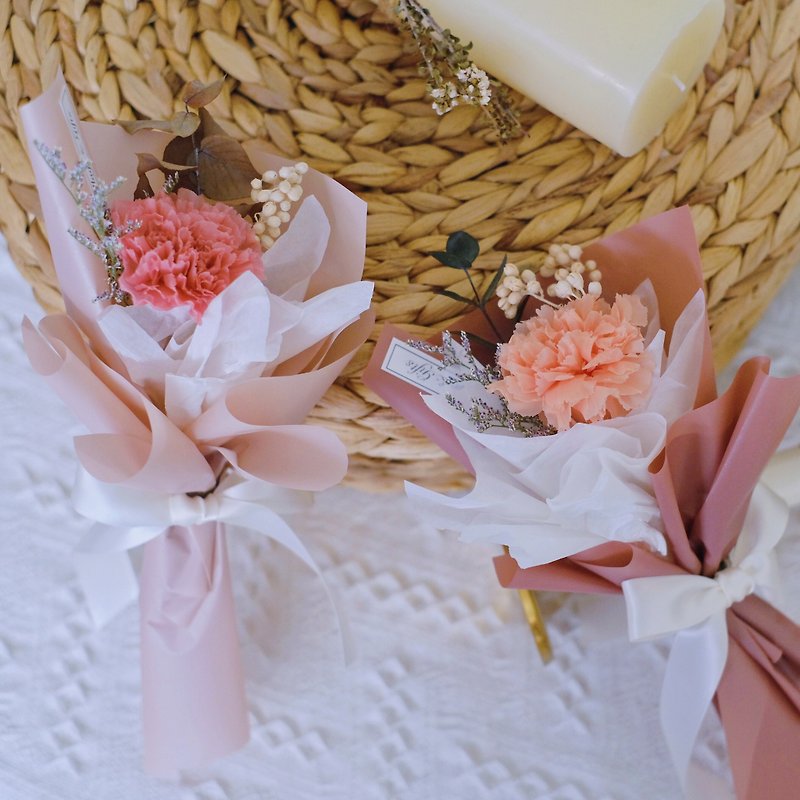 母の日のための単一のカーネーション保存花 - ドライフラワー・ブーケ - 寄せ植え・花 ピンク