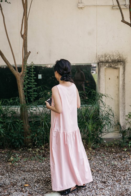 Minami Asa 印象粉色寬鬆休閒感洋裝