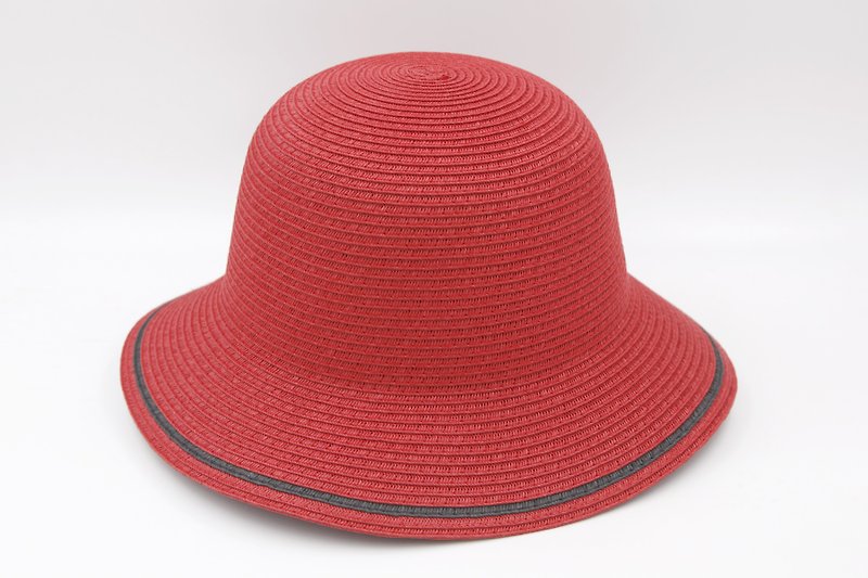 【紙布家】雙色漁夫帽(紅色)紙線編織 - 帽子 - 紙 紅色