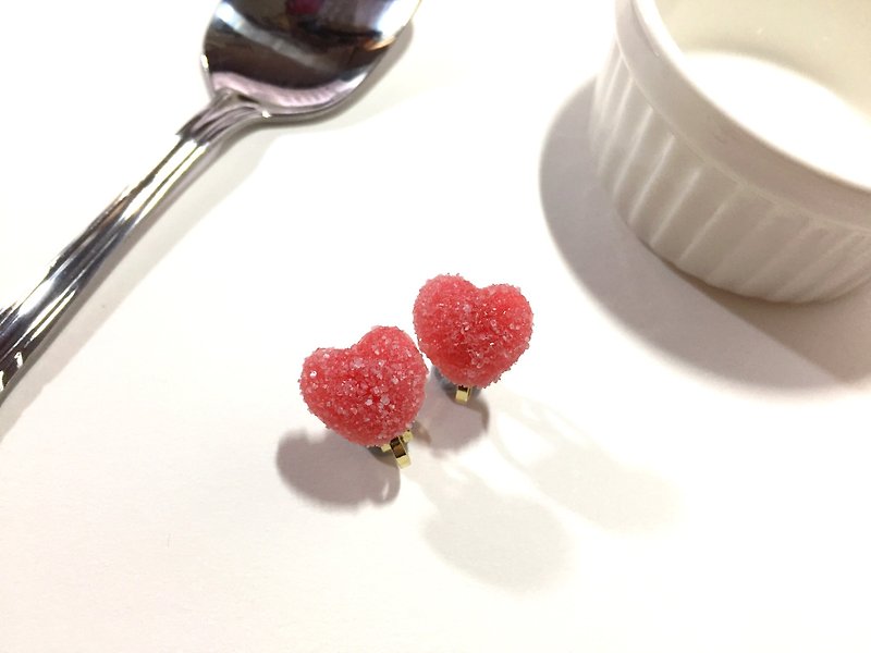 Sweet Heart Candy Earrings | Custom Simulation Mini Food Clip Earrings - ต่างหู - เรซิน สีแดง