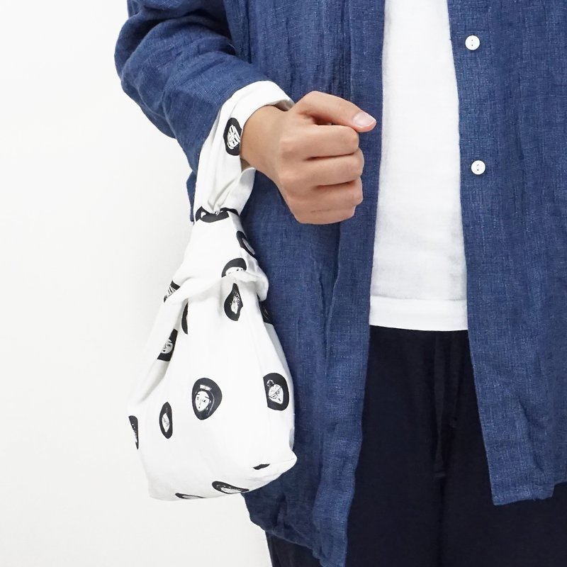 [Assaburo Dot Dot Series] Japanese multi-function mobile phone wrist pockets 2 models in stock - Handbags & Totes - Cotton & Hemp White
