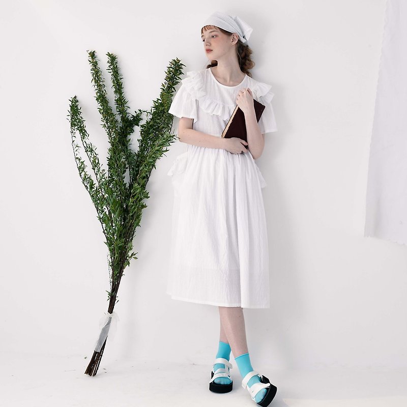 White butterfly flower sleeve light dress dress-imakokoni - ชุดเดรส - ผ้าฝ้าย/ผ้าลินิน ขาว