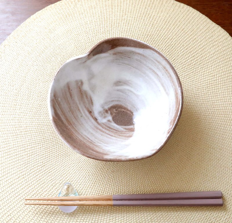 白化粧 刷毛目模様の木の葉鉢 ２ - 碗 - 陶 咖啡色