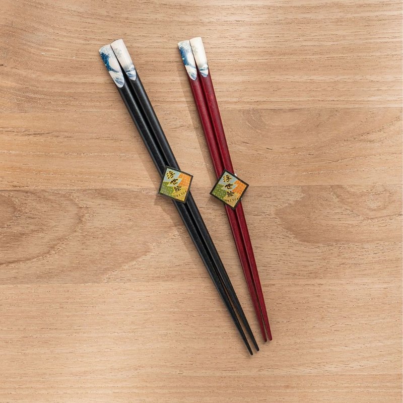 Hokusai Wave Lacquered Chopsticks Set for Couples / With Wooden Box - Chopsticks - Wood Multicolor