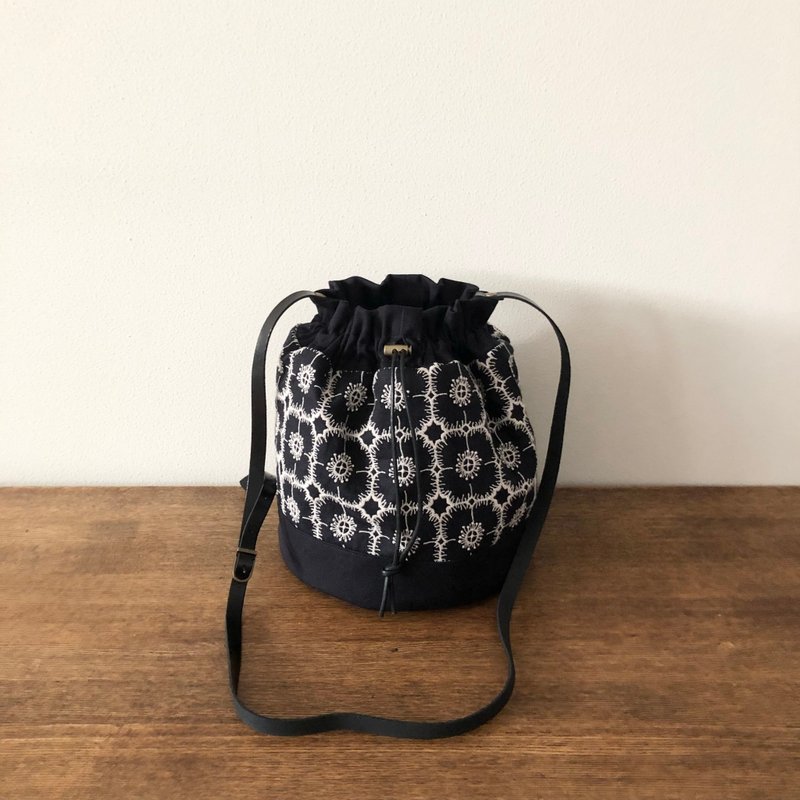 Resale Drawstring bag Mina Perhonen anemone - Handbags & Totes - Cotton & Hemp Black