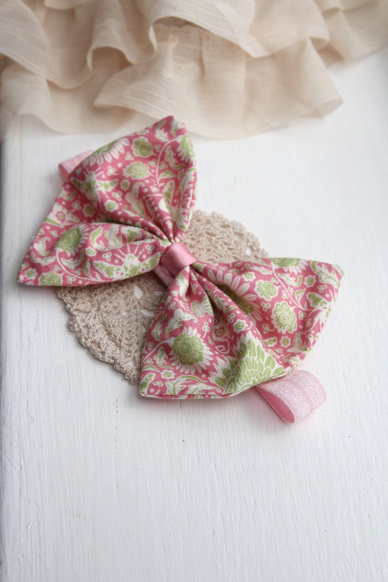 Baby headband baby headband baby headdress baby headband Baby Headband Newborn Headband headdress beauty gift Mitel headdress Hundred Days feast headdress week old birthday gift birth photography props baby props (20 kinds of cloth style optional) - Bibs - Cotton & Hemp Pink