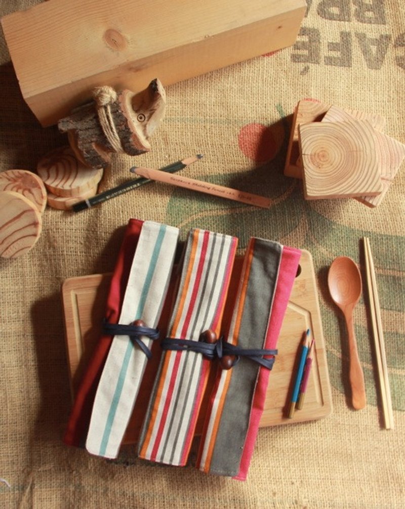 [Rite of Spring Free transport] weimom's micro cloth Mans record: simple lines - manufacturing pencil, chopstick sets, tableware bags, rolls, Christmas gift ● Taiwan - Handmade Good - ตะเกียบ - ผ้าฝ้าย/ผ้าลินิน หลากหลายสี