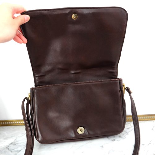 Longchamp Vintage Dark Brown Leather Bag - Shop At Granny's Messenger Bags  & Sling Bags - Pinkoi