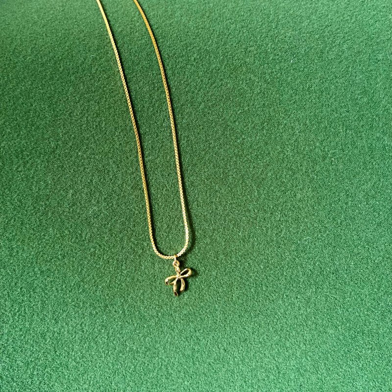 Necklace Petite Ribbon • Handmade 18k Gold Pearl Chain • Tiny Ribbon Pendant - Necklaces - 24K Gold Gold