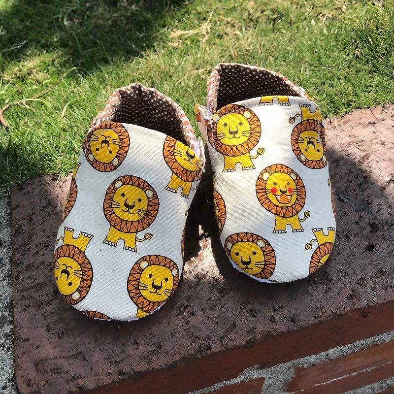 Lion toddler shoes - รองเท้าเด็ก - ผ้าฝ้าย/ผ้าลินิน สีนำ้ตาล
