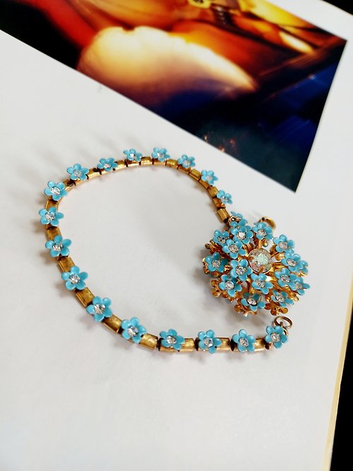 老時光製造所 vintage jewelry 古董黃銅 藍色雙面琺瑯花 吊飾手環