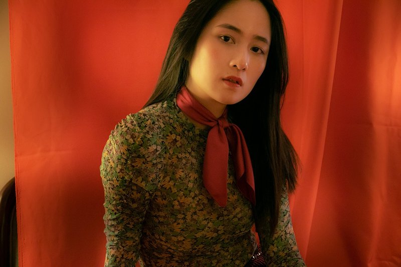 精緻細膩質感 - 時尚暗紅精品絲巾 - 53x53公分 - 日本製 - 絲巾 - 絲．絹 紅色