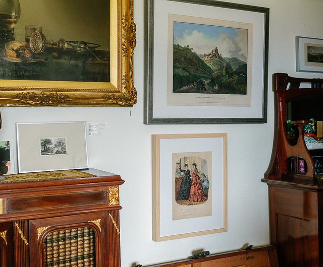 アンティーク絵画　1885年　フランス版画　ラ・レヴュ・ドゥ・ラ・モード額縁 アンティーク絵画 1885年 フランス版画 ラ・レヴュ・ドゥ・ラ