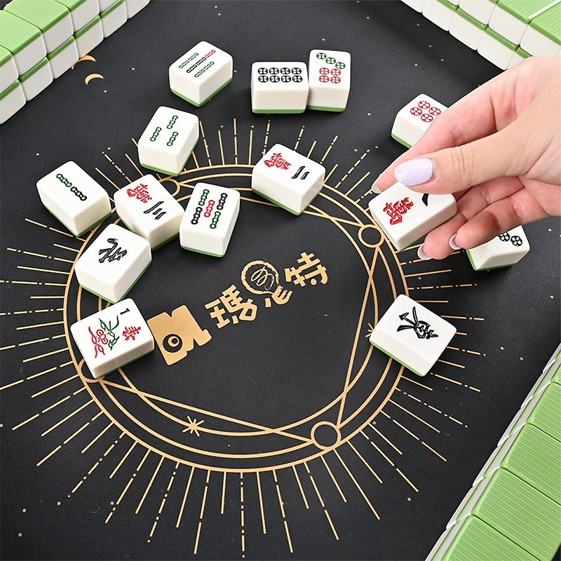 [Master] High-quality sound-absorbing mahjong mat dunes and stars (100X100cm) - Board Games & Toys - Other Materials 