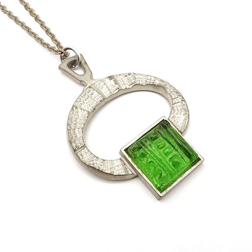 panic-art-market R Tennesmed Sweden Vintage green glass pewter necklace
