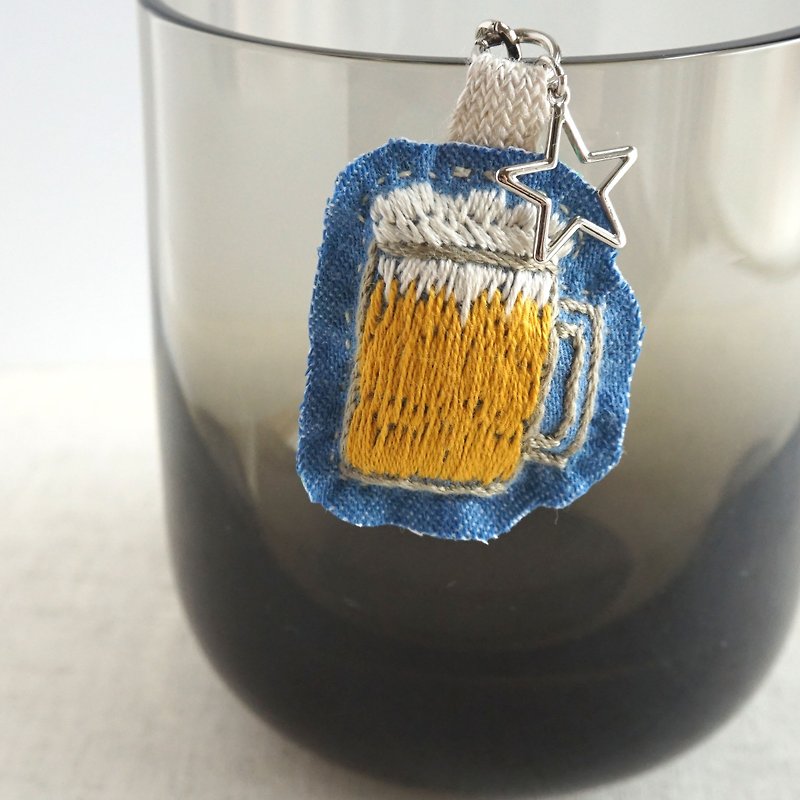 Hand-embroidered key charm "beer" [Made to order] - Keychains - Thread Yellow