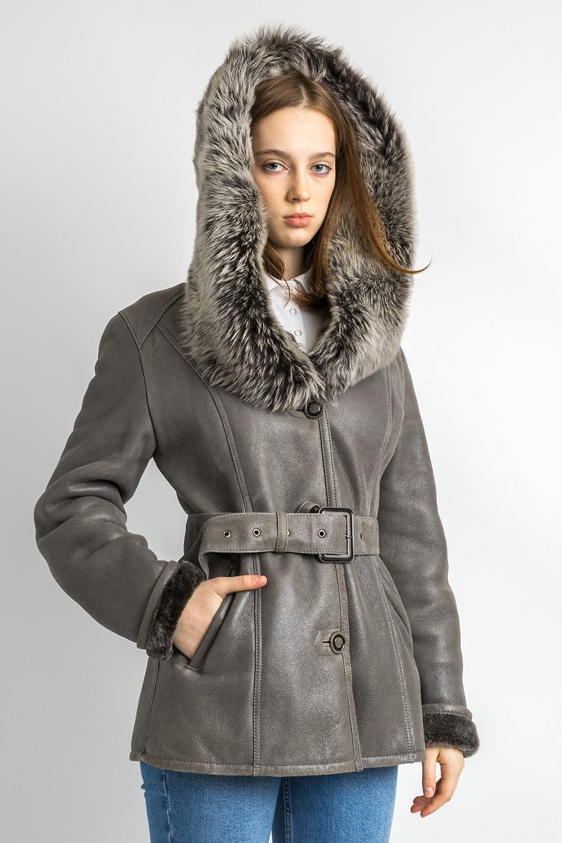 Women Sheepskin Coat 80s, Size M, Grey Leather Vintage Coat 5927 - Women's Casual & Functional Jackets - Genuine Leather Gray
