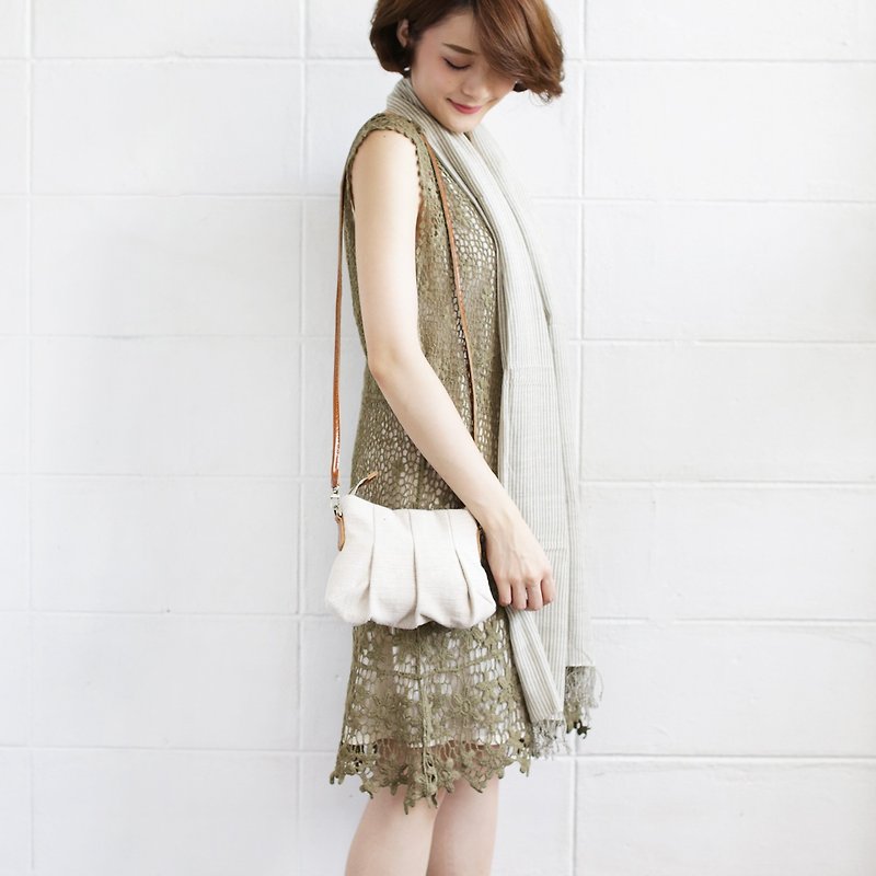 Crossbody Bags Mini Skirt XS Hand woven Natural Color Cotton - กระเป๋าแมสเซนเจอร์ - ผ้าฝ้าย/ผ้าลินิน ขาว