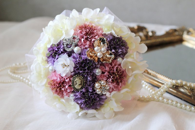 Jewelry bouquet [classic lace ball chrysanthemum] exquisite small bouquet / purple - Plants - Other Materials Purple