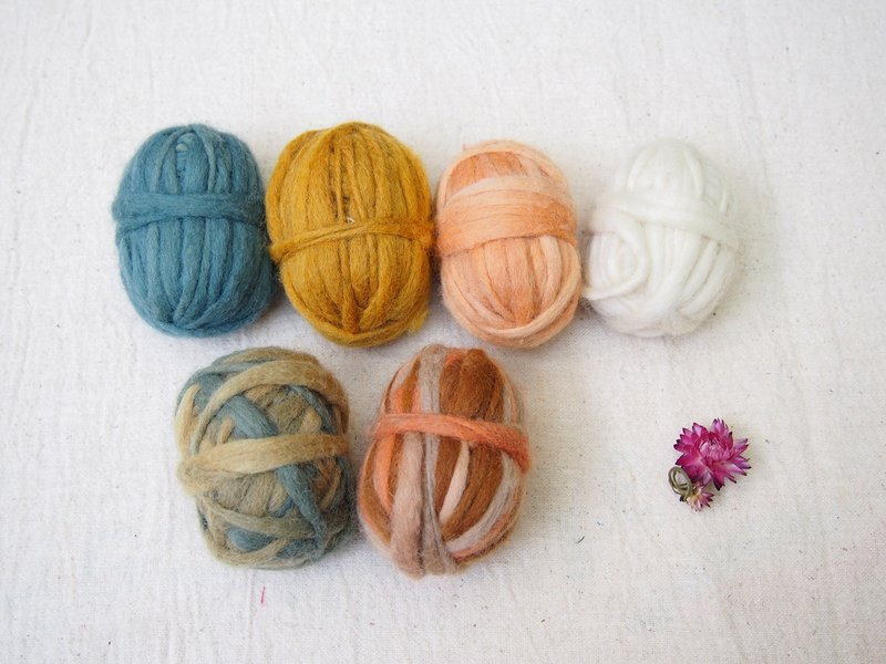 Plant dyed wool thread ball 30gm - Knitting, Embroidery, Felted Wool & Sewing - Wool Multicolor