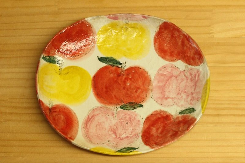 受注制作　粉引きりんごのオーバル皿。 - 小皿 - 陶器 レッド
