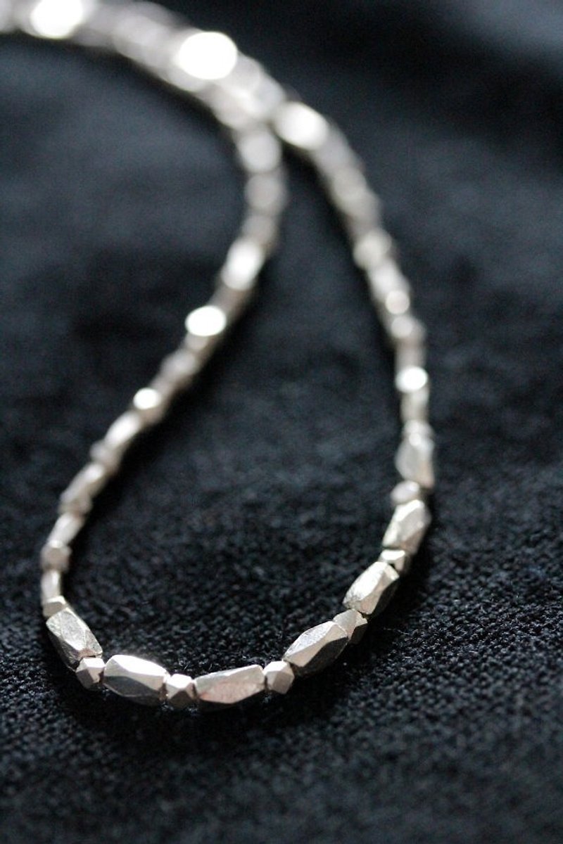 Handmade faceted diamond-shape beads necklace (N0048) - สร้อยคอ - โลหะ 