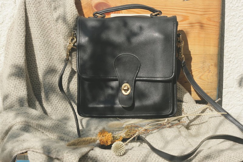 Leather bag_B015 - กระเป๋าแมสเซนเจอร์ - หนังแท้ สีดำ