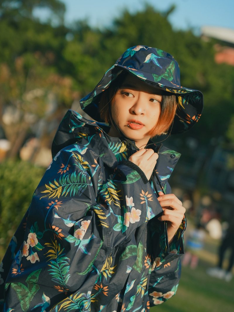 【新款預購】KiU 2023新品斗篷式雨衣 A款(3色)K163音樂祭 含發票 - 雨傘/雨衣 - 聚酯纖維 多色