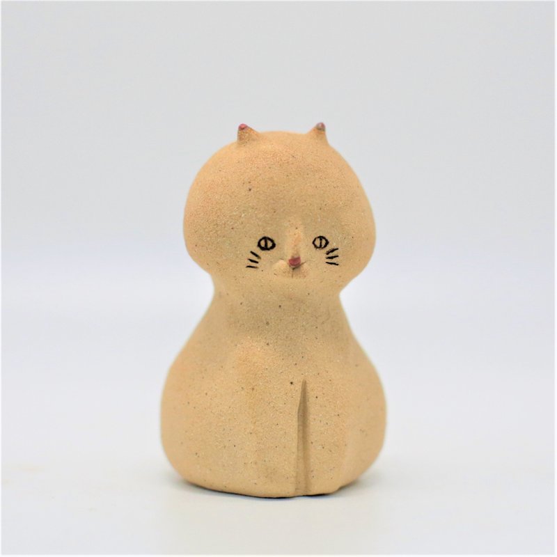 Hand-made pottery doll丨Xianxian Series—Shy Cat (the height of the ornament is about 7.5cm) - Stuffed Dolls & Figurines - Pottery Khaki