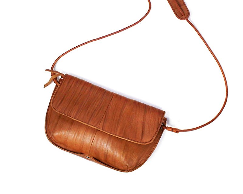 Handmade Leather Shoulder Bag, Women Leather Backpack - Messenger Bags & Sling Bags - Genuine Leather 