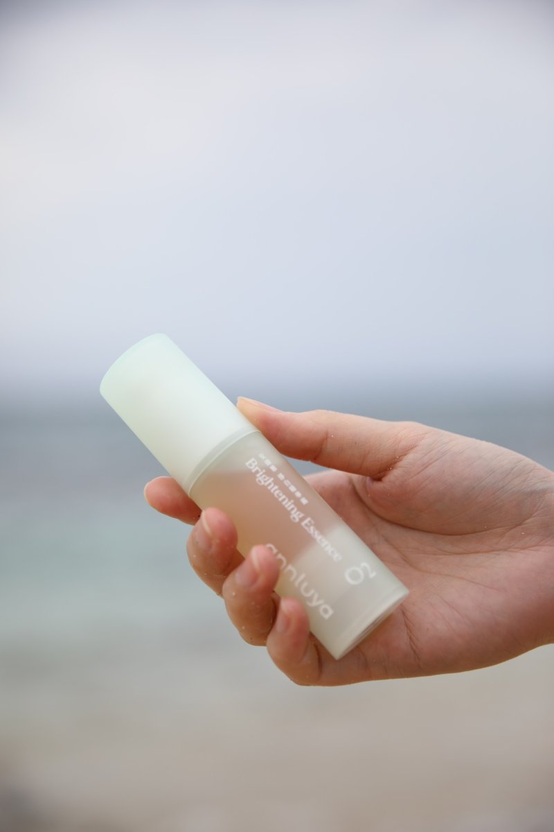 O2安綠雅淨白精華露 Brightening Essence - 精華液/精華油 - 其他材質 綠色