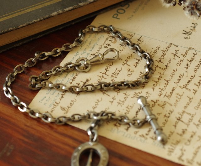 老又好 アンティーク 1930～40年代 マットシルバー 蹄鉄チャーム付き