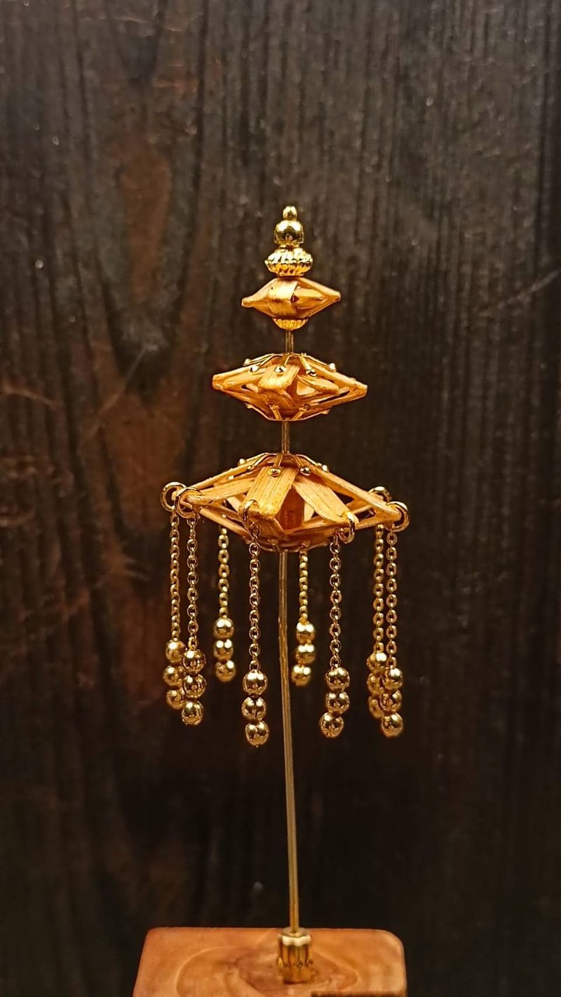 Chat Dok Sailom Brooch (Chat Dok Sailom - Brooch) - 胸針 - 竹 黃色
