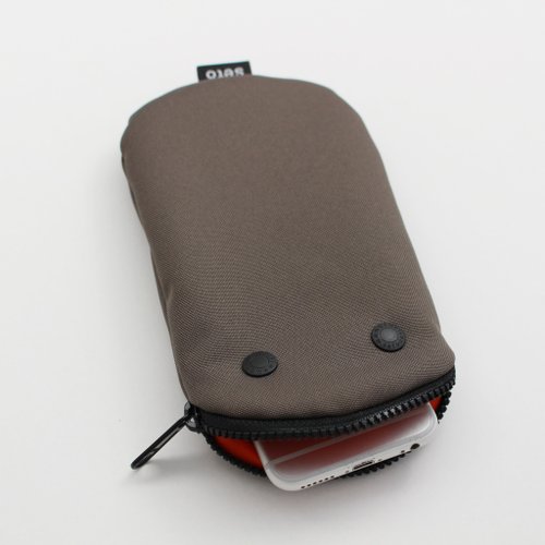 seto seto / creature bag / iPhone case / pencil case / Oval / Khaki