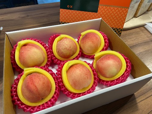 春美生鮮蔬果市集 台灣紅玉水蜜桃6入禮盒