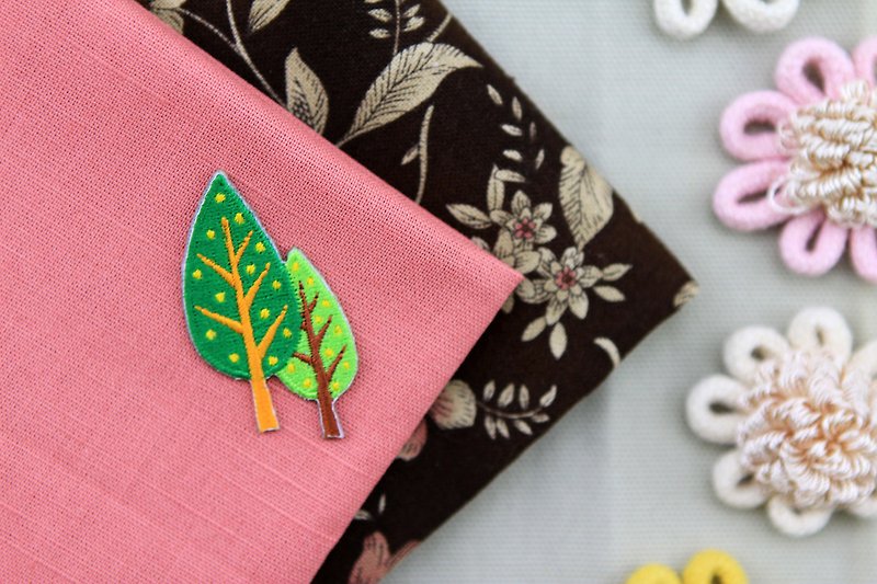 Fresh Forest Tree Self-Adhesive Embroidery Patch-Forest Series - เย็บปัก/ถักทอ/ใยขนแกะ - งานปัก สีเขียว