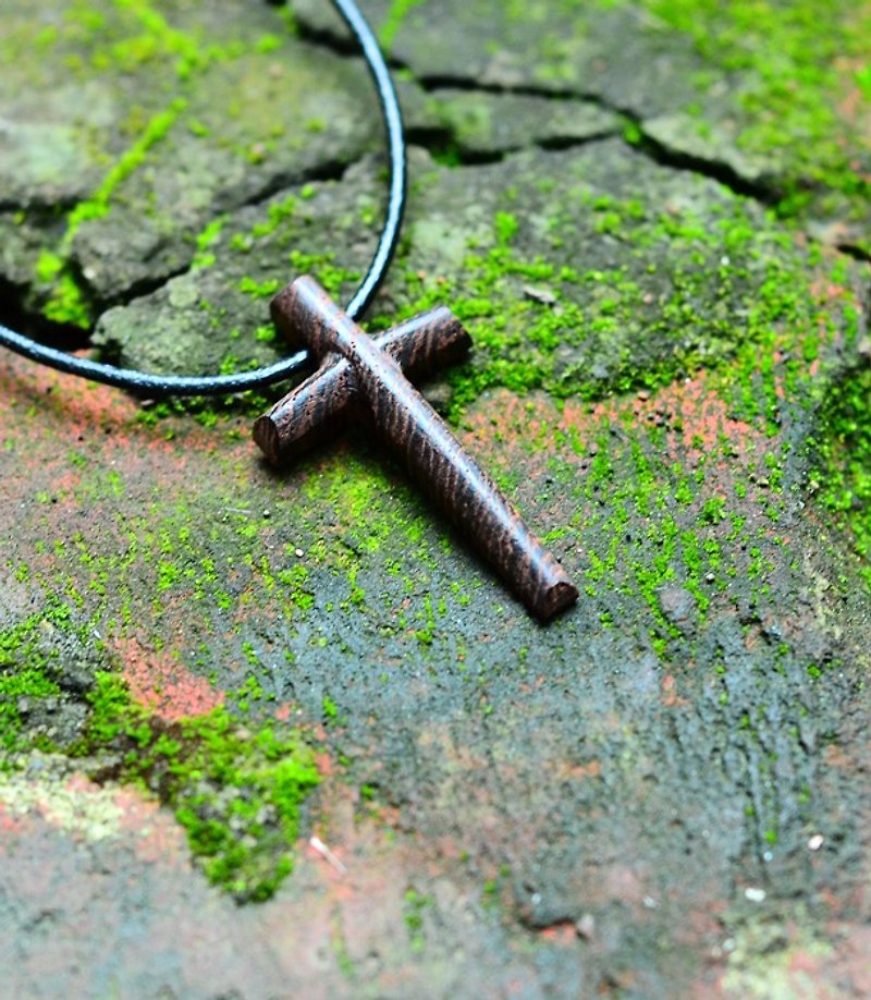 Caved Life / Cross crashed ornaments - Wenge - Necklaces - Wood Brown