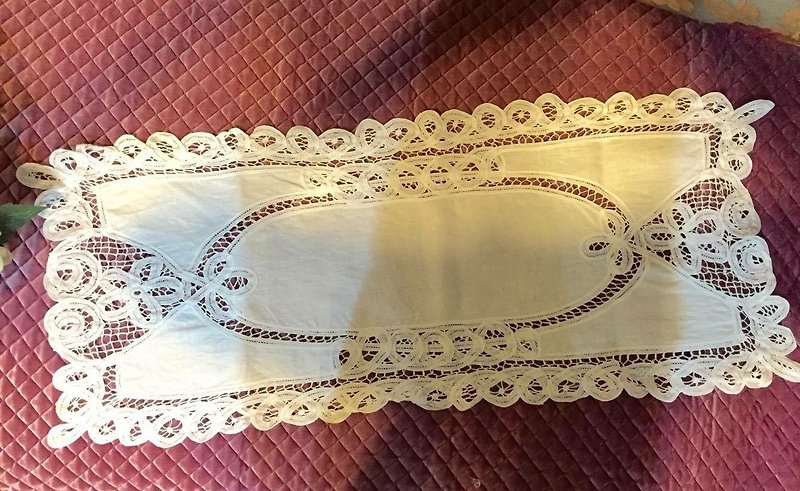 歐洲復古手織蕾絲桌巾/桌布/居家裝飾 - 餐桌布/餐墊 - 其他材質 