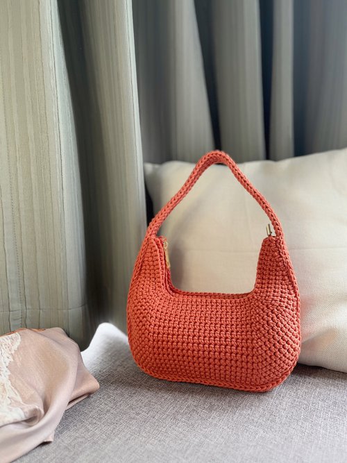 ハンドメイド　手編みニットバッグ　カバン　ショルダーバッグ 500x0.jpg