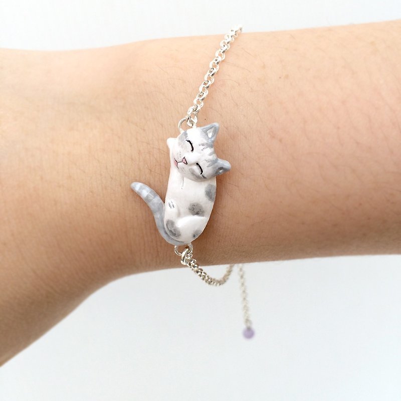 Tabby cat Bracelet, cat lover gifts - 手鍊/手鐲 - 黏土 灰色
