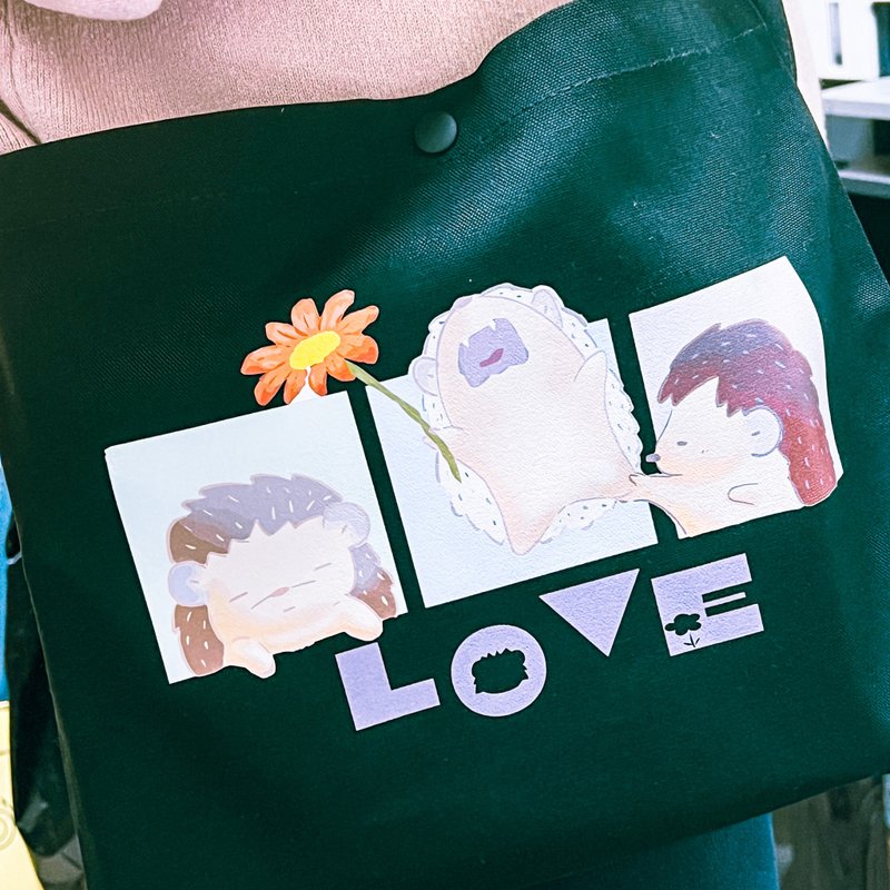 Love Hedgie - Embrace Bag - กระเป๋าแมสเซนเจอร์ - ผ้าฝ้าย/ผ้าลินิน 