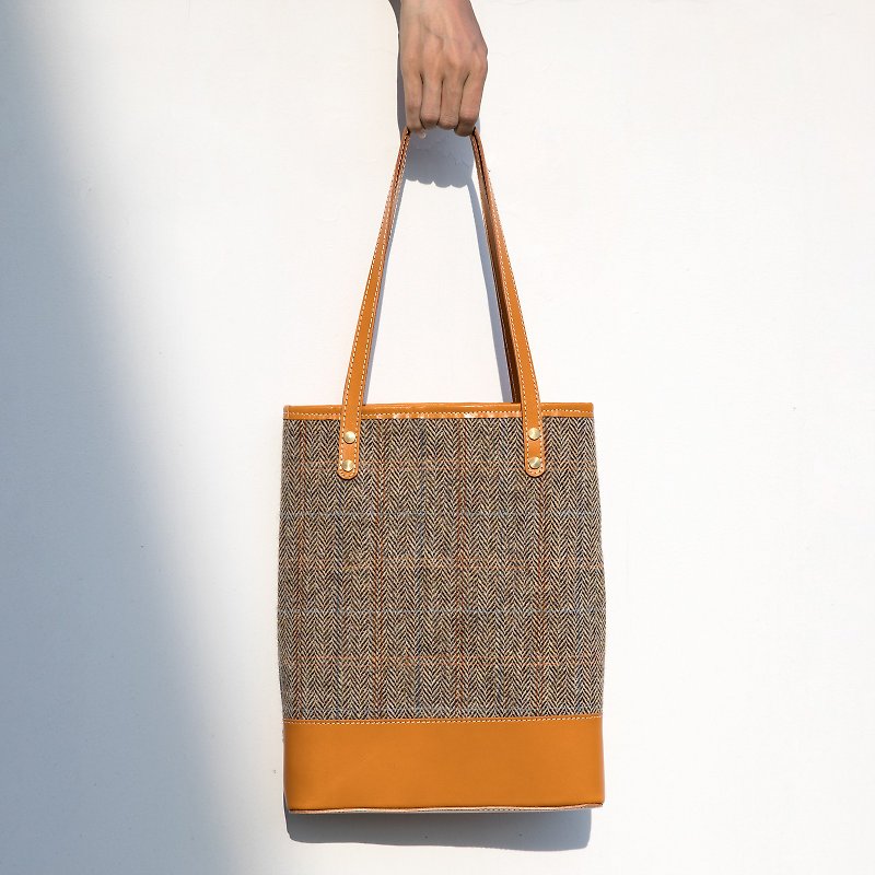 Harris Tweed & Vegetable Tanned Cowhide Tote Bag Handbag Christmas Gift - Handbags & Totes - Wool Brown