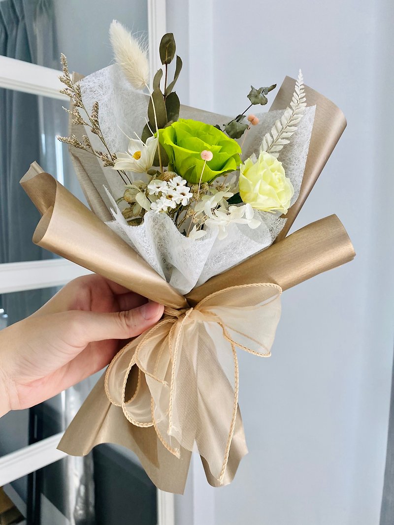 Everlasting bouquet/lasting bouquet/dry bouquet/green rose/Japanese Daichi Farm Flowers Valentine's Day - Dried Flowers & Bouquets - Plants & Flowers Green