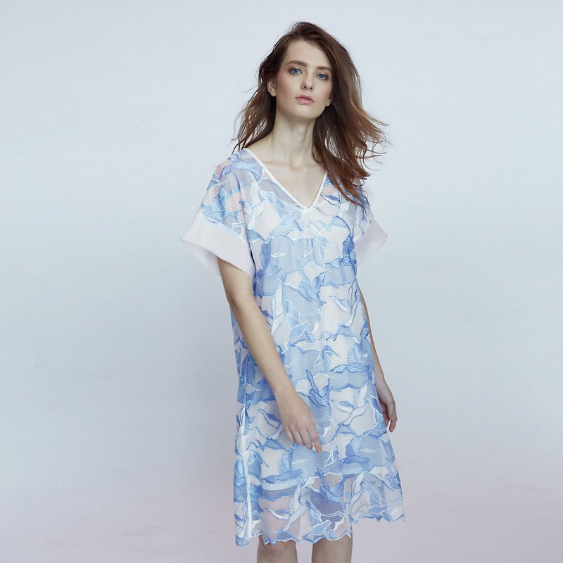 Seagull embroidery pattern style V neck dress - One Piece Dresses - Thread Blue