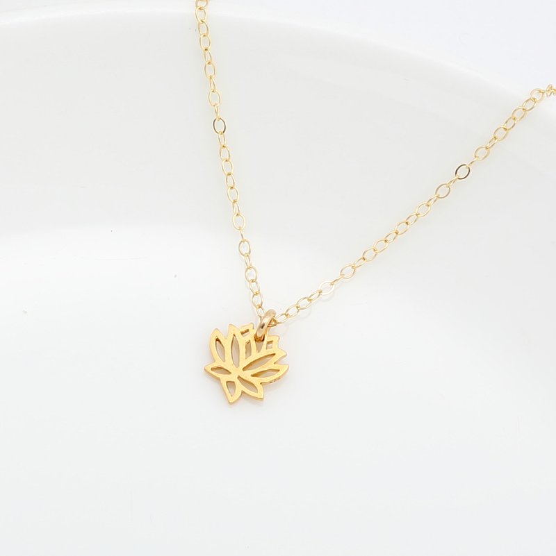 【Angel & Me】Love Lotus s925 sterling silver 24k gold plated necklace gift - สร้อยคอ - เงินแท้ สีทอง